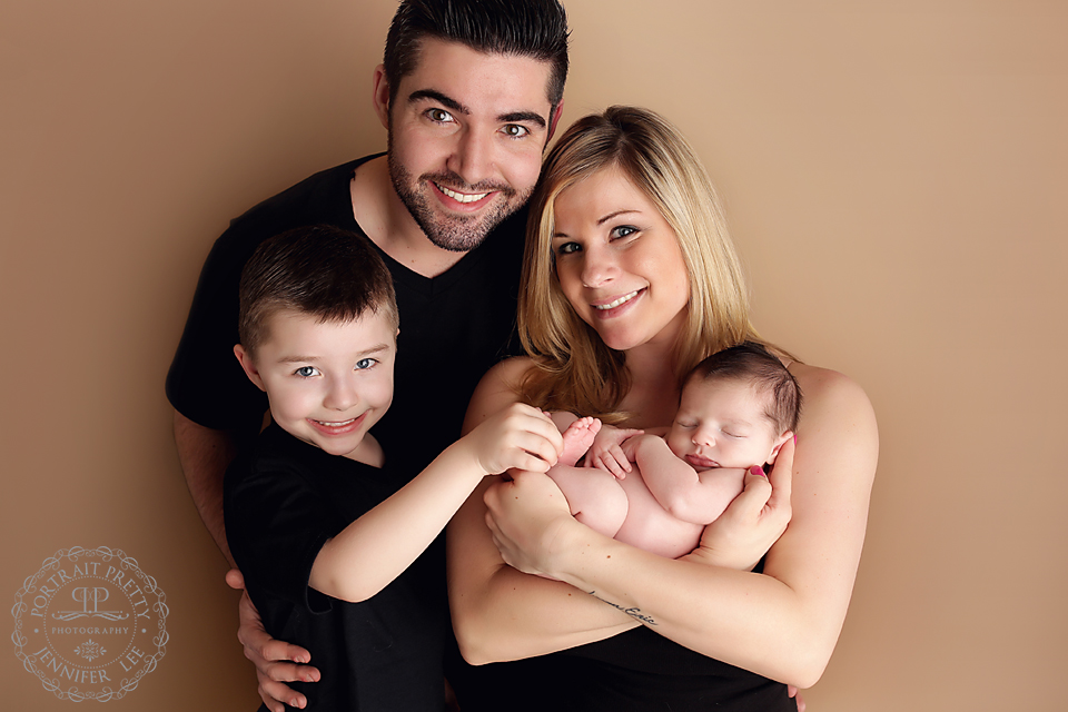 Newborn family portrait orchard parek newborn photographer