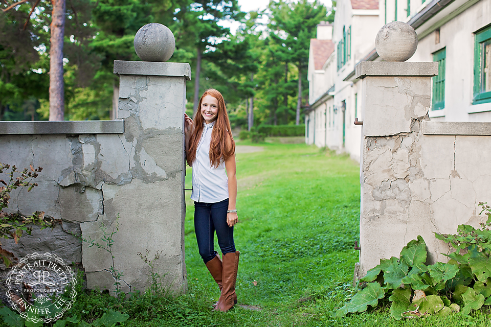 senior portraits at knox farm